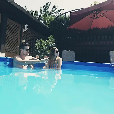 بيت ضيافة Bihari Vendeghaz 4*